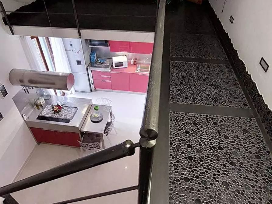 Immagine 14 di Villetta a schiera in vendita  in Via Parrocchia 33 a Baronissi