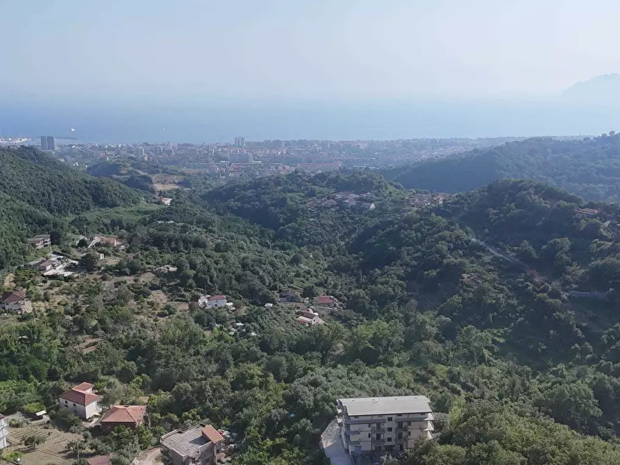 Immagine 7 di Villa in vendita  in Via Casa rocco giovi 11 A a Salerno