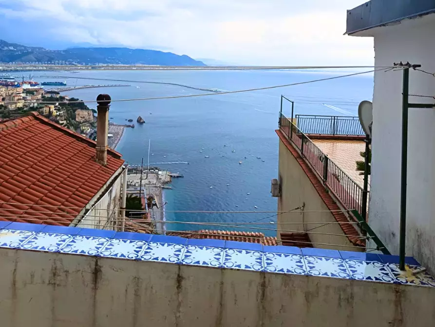 Immagine 5 di Bilocale in vendita  in Via Scavata 16 a Vietri Sul Mare