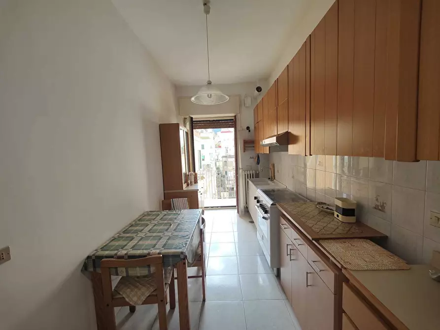 Immagine 2 di Quadrilocale in vendita  in Via Francesco Manzo 15 a Salerno