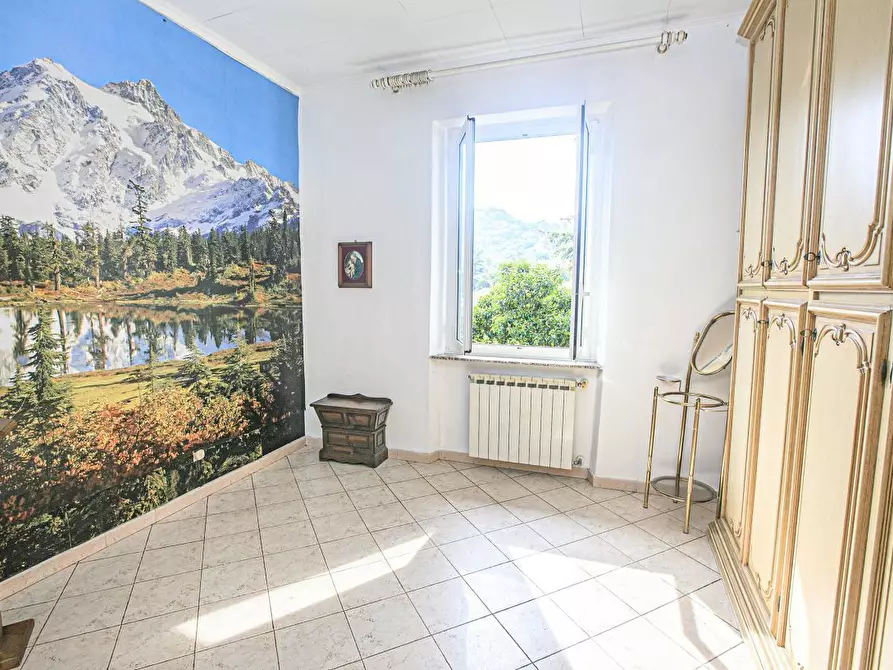 Immagine 24 di Bilocale in vendita  in Salita Castrofino a Genova