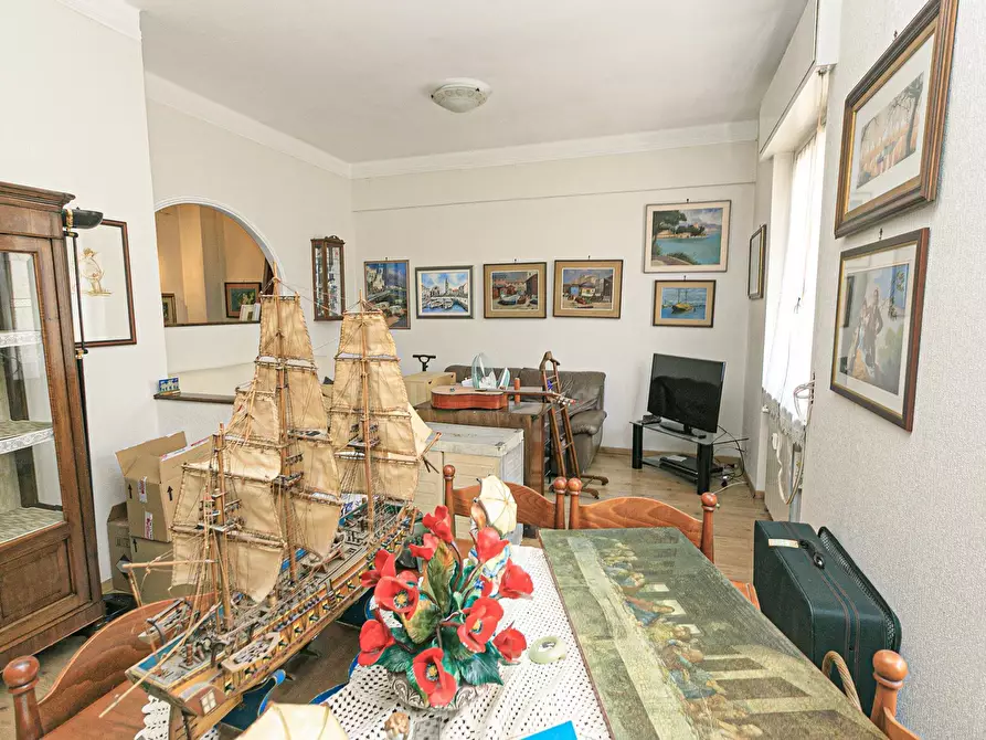 Immagine 23 di Pentalocale in vendita  in Via alcide de gasperi 28 a Campomorone