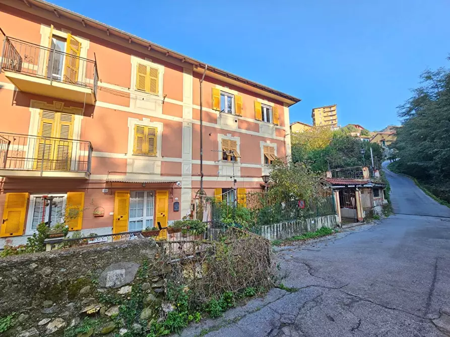 Immagine 16 di Bilocale in vendita  in Via campomorone 93 a Genova