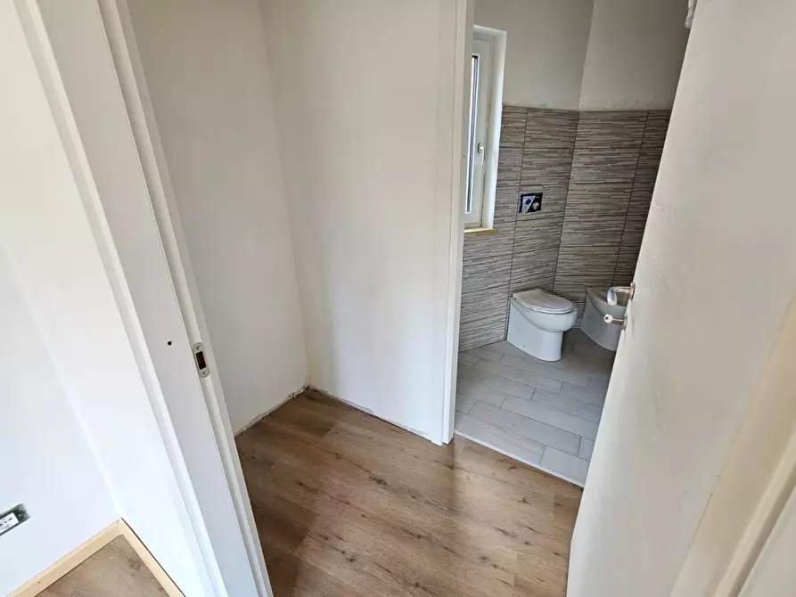 Immagine 21 di Casa indipendente in vendita  in Località Nenno Inferiore 15 a Valbrevenna