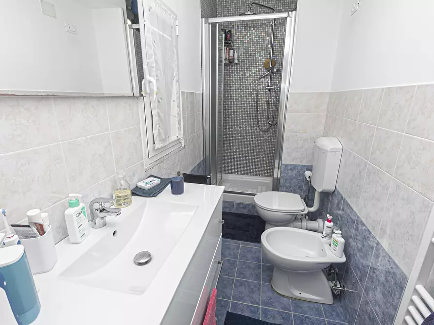 Immagine 22 di Quadrilocale in vendita  in Via Martiri della Libertà 91 a Campomorone