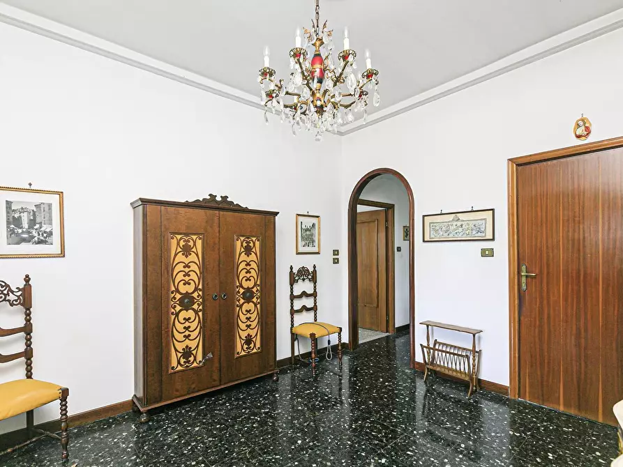 Immagine 16 di Pentalocale in vendita  in Via Primo Cavallieri 55 a Campomorone