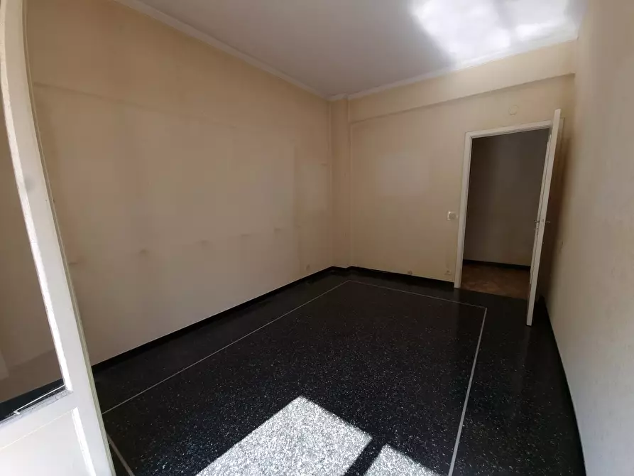 Immagine 4 di Trilocale in vendita  in Salita Serra Riccò 13 a Genova