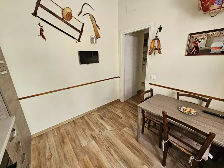 Immagine 11 di Bilocale in vendita  a Genova