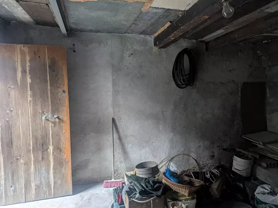 Immagine 34 di Quadrilocale in vendita  in Via Fiume 187 a Mignanego