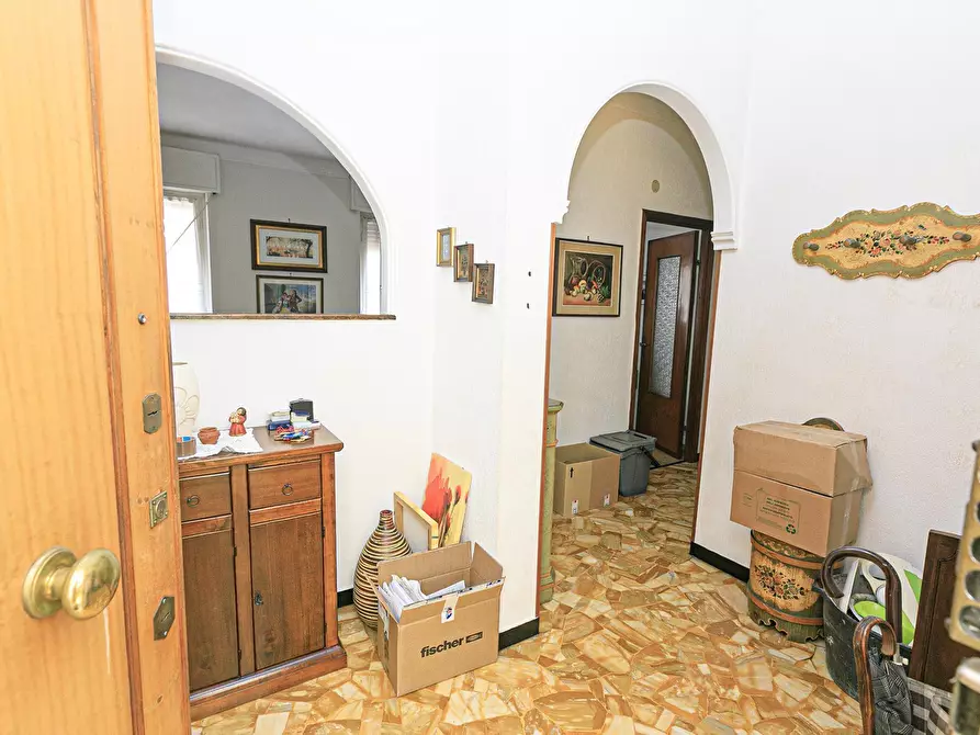 Immagine 5 di Pentalocale in vendita  in Via alcide de gasperi 28 a Campomorone