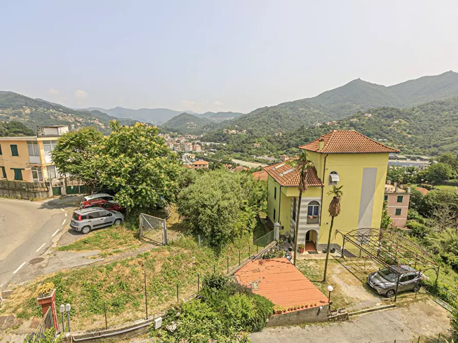 Immagine 1 di Attico in vendita  in Via Morego 55 a Genova