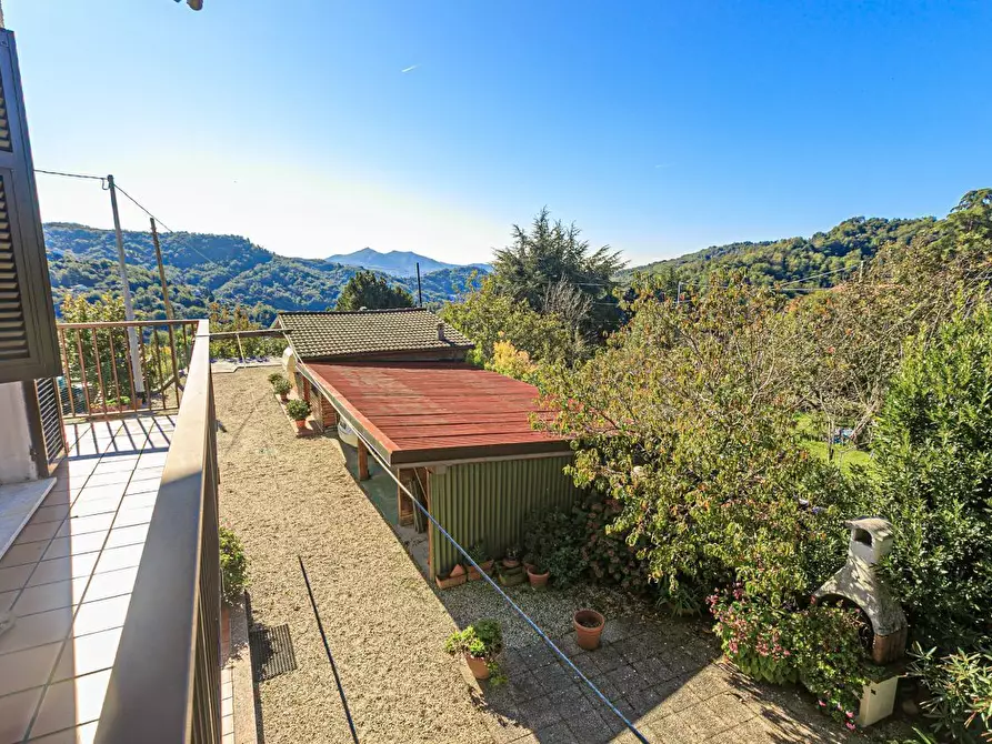 Immagine 34 di Pentalocale in vendita  in Via Costigliolo a Mignanego