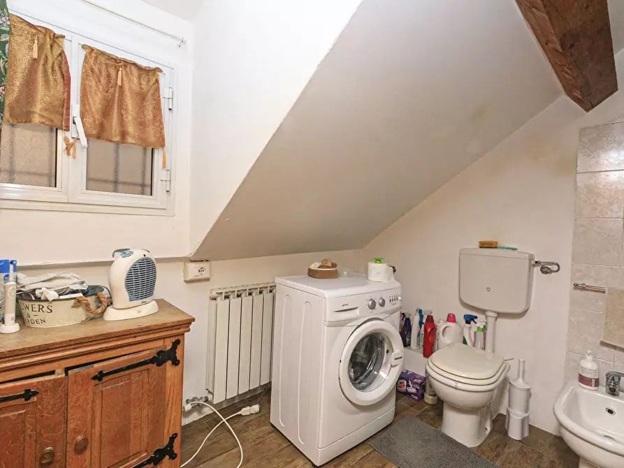 Immagine 28 di Quadrilocale in vendita  in Via Beata Chiara 13 a Genova