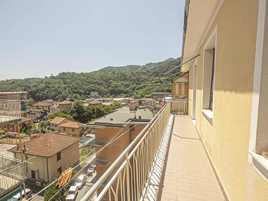 Immagine 1 di Bilocale in vendita  in Via campomorone 105a a Genova