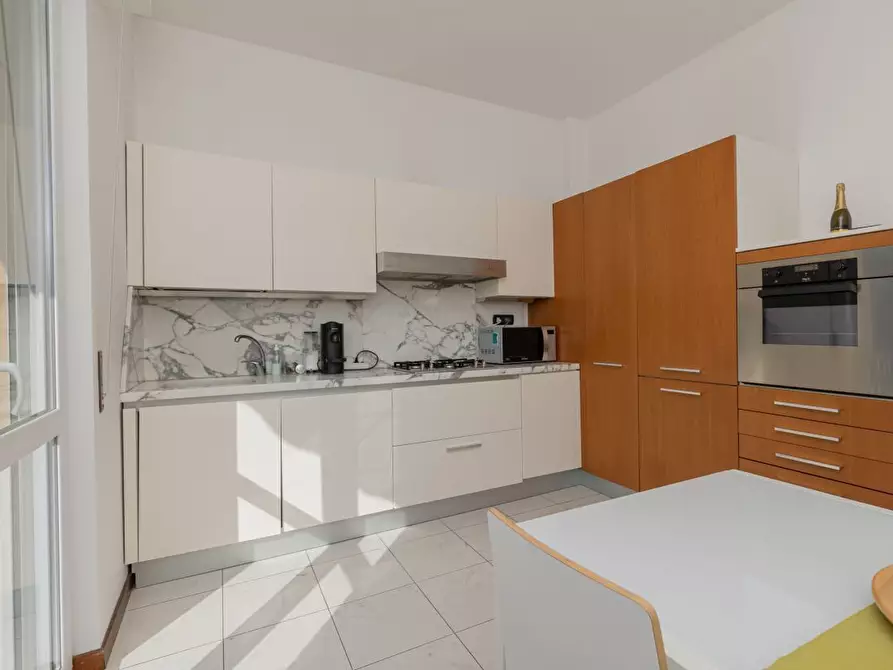 Immagine 24 di Bilocale in vendita  in Via Fratelli Gazzo a Genova