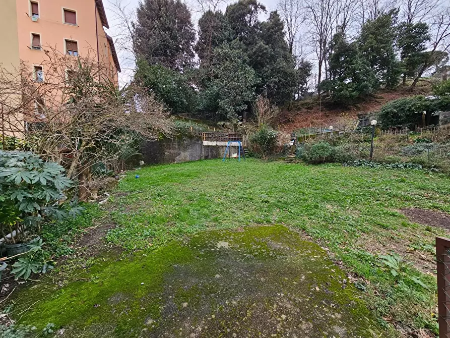 Immagine 45 di Pentalocale in vendita  in Via Benedetto da Cesino 38A a Genova