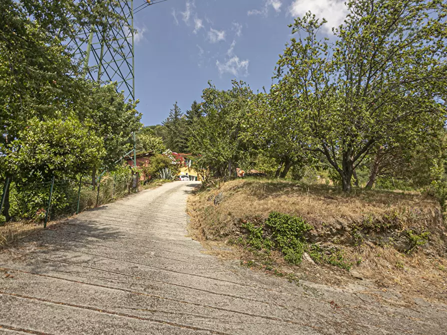 Immagine 54 di Villa in vendita  in Via privata Scanduè 23 a Serra Riccò