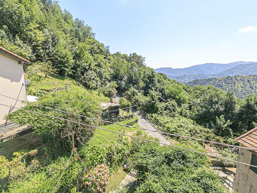 Immagine 12 di Villa in vendita  in Via Monte Carlo 7/2 a Campomorone