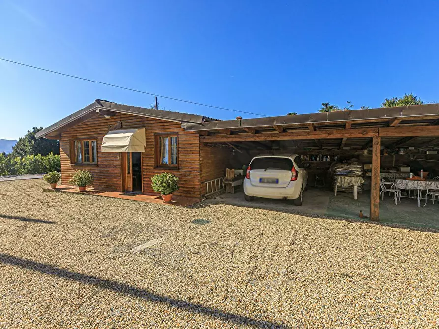 Immagine 67 di Pentalocale in vendita  in Via Costigliolo a Mignanego