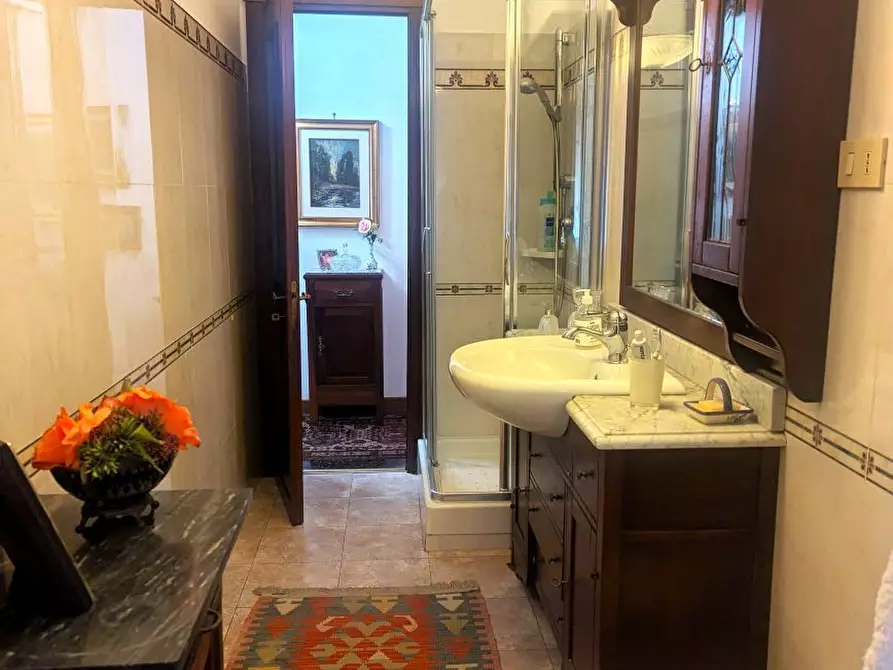 Immagine 30 di Trilocale in vendita  in Via Campomorone 40R a Genova