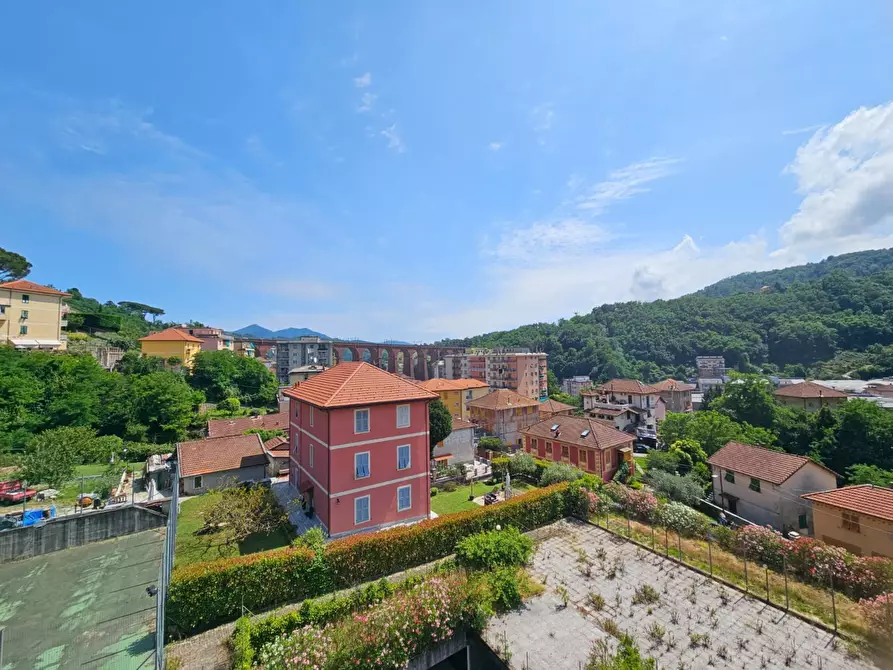 Immagine 32 di Quadrilocale in vendita  in Via Campomorone 105 a Genova