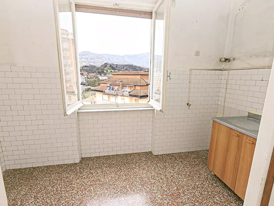 Immagine 7 di Trilocale in vendita  in Via Alcide De Gasperi 44 a Campomorone