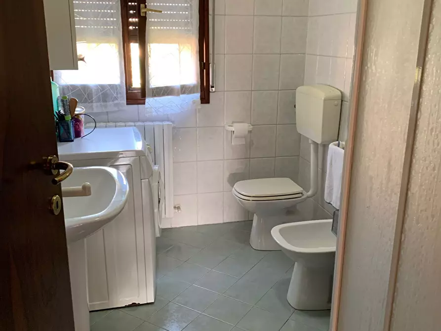 Immagine 31 di Attico in affitto  a Medolla