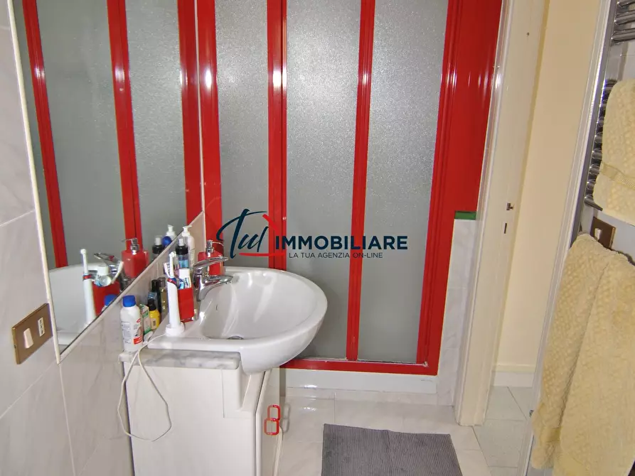 Immagine 40 di Pentalocale in vendita  in Viale Fabbricotti 3 a Livorno