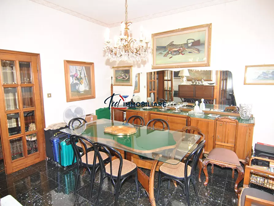 Immagine 9 di Pentalocale in vendita  in Viale Fabbricotti 106 a Livorno