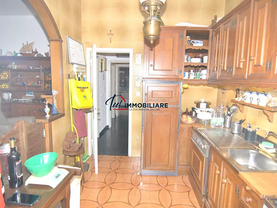 Immagine 35 di Pentalocale in vendita  in Viale Fabbricotti 106 a Livorno