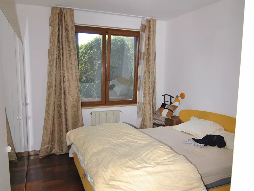 Immagine 19 di Villetta a schiera in affitto  in Via del Pino 18 a Livorno