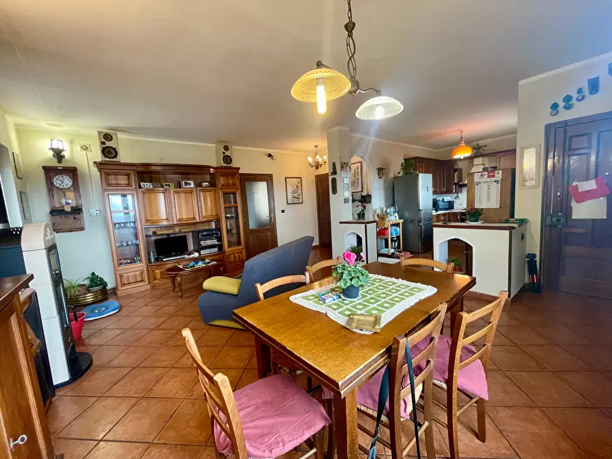 Immagine 10 di Villa in vendita  in Via Arezzana 3 a Mombarcaro