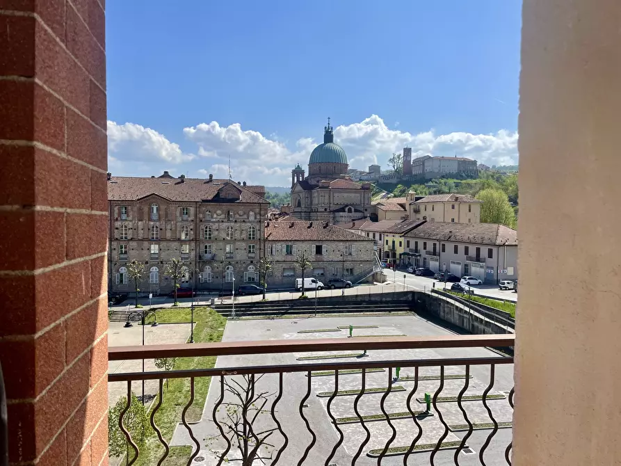 Immagine 8 di Quadrilocale in vendita  in Via 1° Maggio 12 a Dogliani
