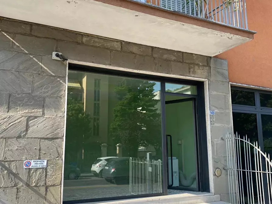 Immagine 8 di Locale commerciale in affitto  in Via Volturno 14 b a Parma