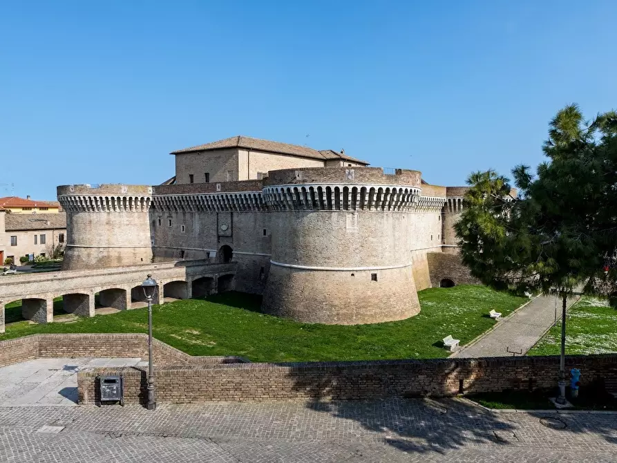 Immagine 9 di Appartamento in vendita  a Senigallia