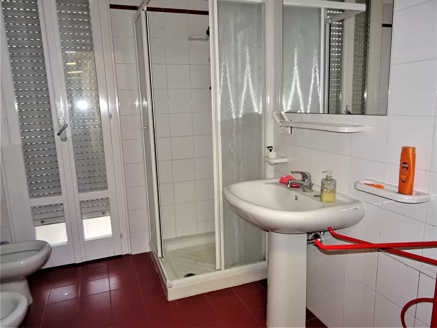 Immagine 22 di Appartamento in vendita  a Senigallia