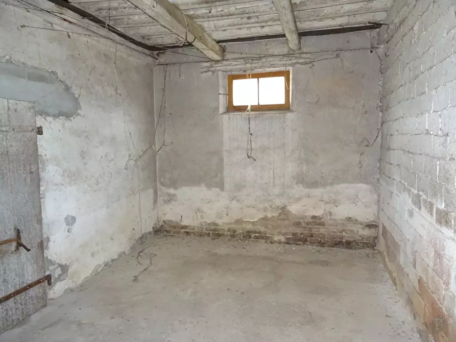 Immagine 26 di Rustico / casale in vendita  a Corinaldo