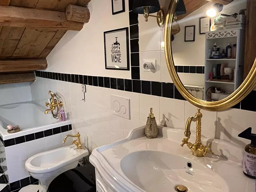 Immagine 52 di Villetta a schiera in vendita  a Senigallia