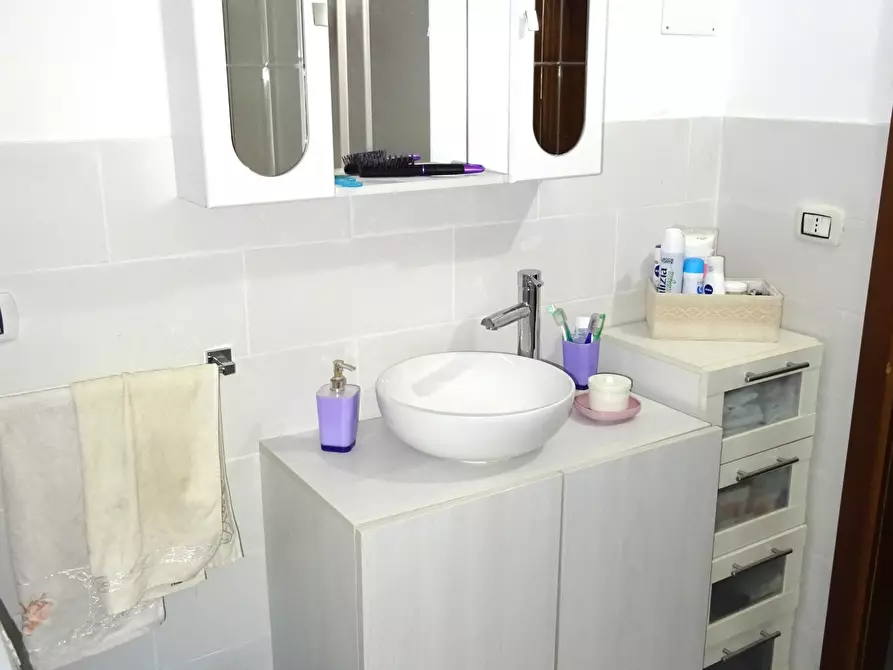 Immagine 10 di Casa indipendente in vendita  a Trecastelli