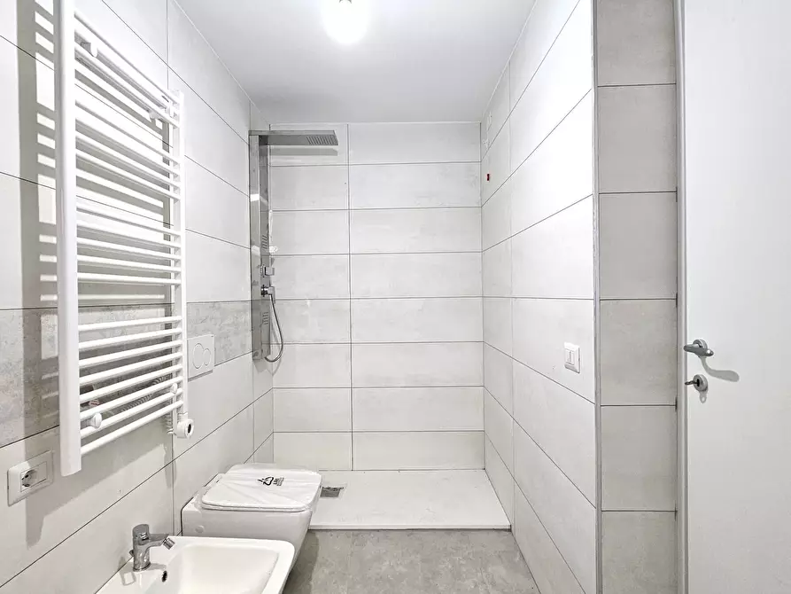 Immagine 19 di Quadrilocale in vendita  in via Laberinto 54 a San Benedetto Del Tronto