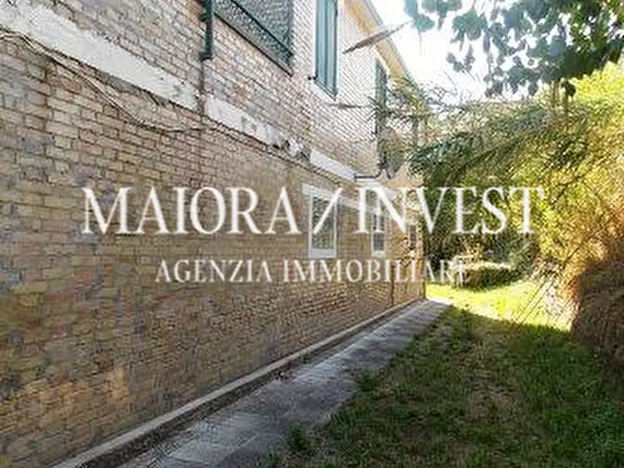 Immagine 6 di Rustico / casale in vendita  a Offida