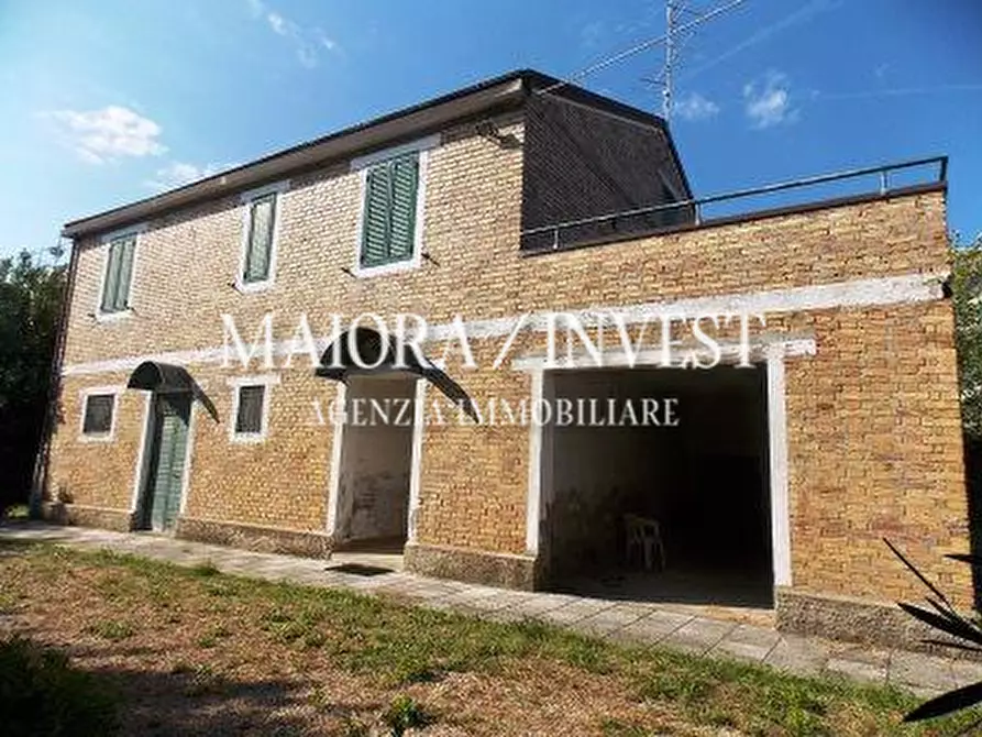 Immagine 2 di Rustico / casale in vendita  a Offida