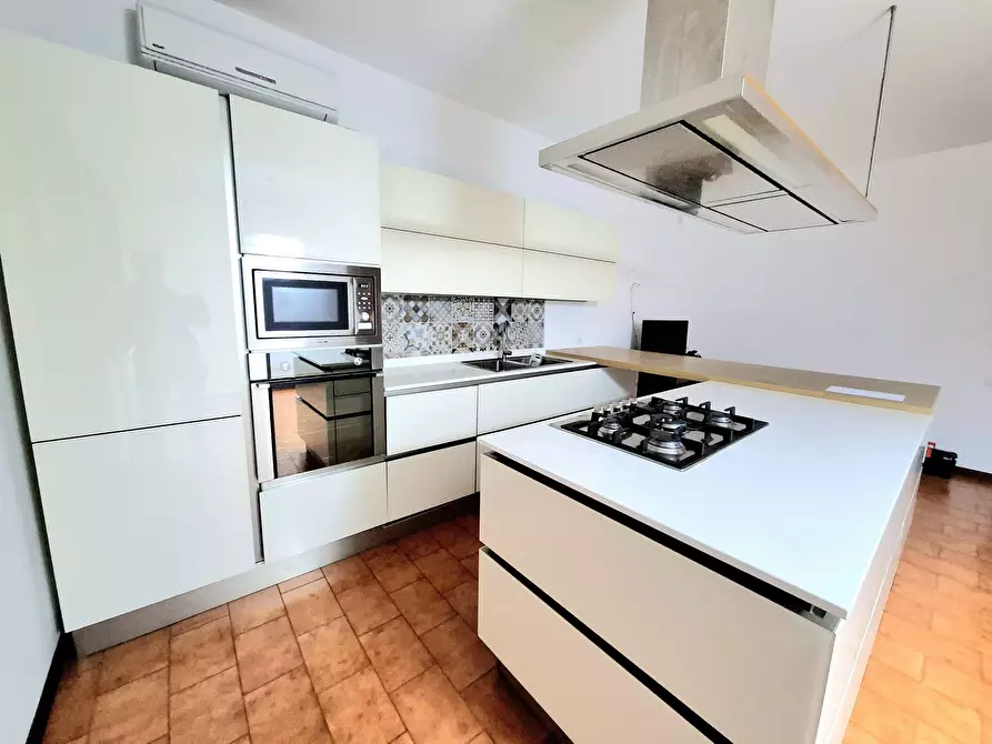 Immagine 8 di Villa in vendita  in Via Filippo Brunelleschi 42 a Rovigo