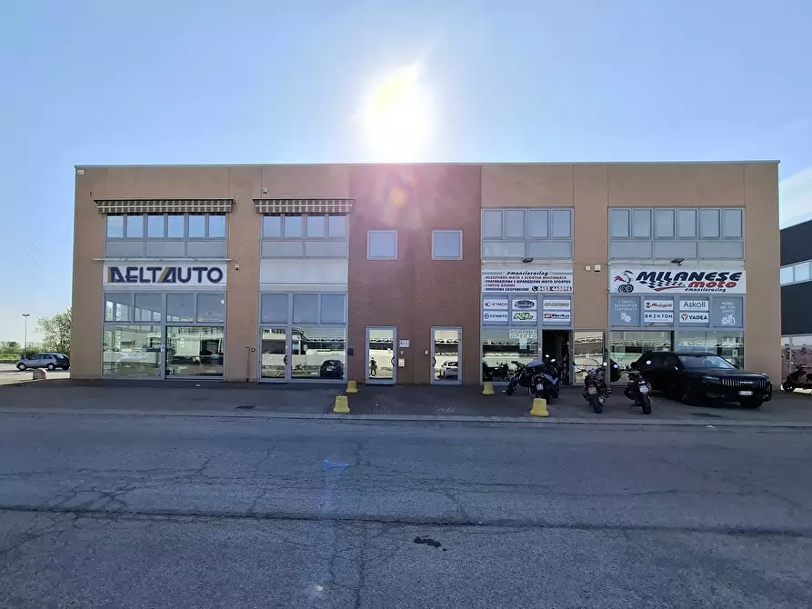 Immagine 11 di Ufficio in vendita  in Via del Commercio 71 a Rovigo