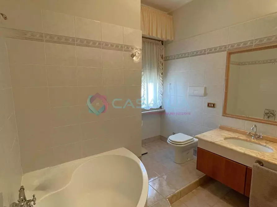 Immagine 21 di Trilocale in vendita  a Silvi