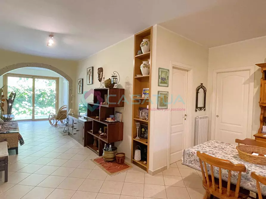 Immagine 15 di Trilocale in vendita  a Silvi