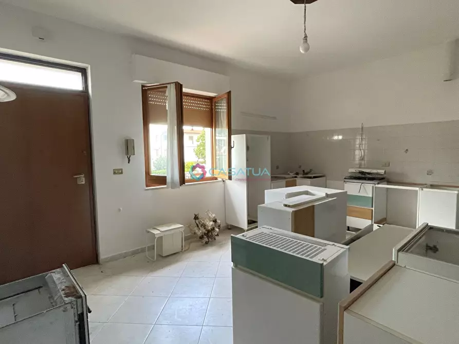 Immagine 2 di Trilocale in vendita  a Pineto