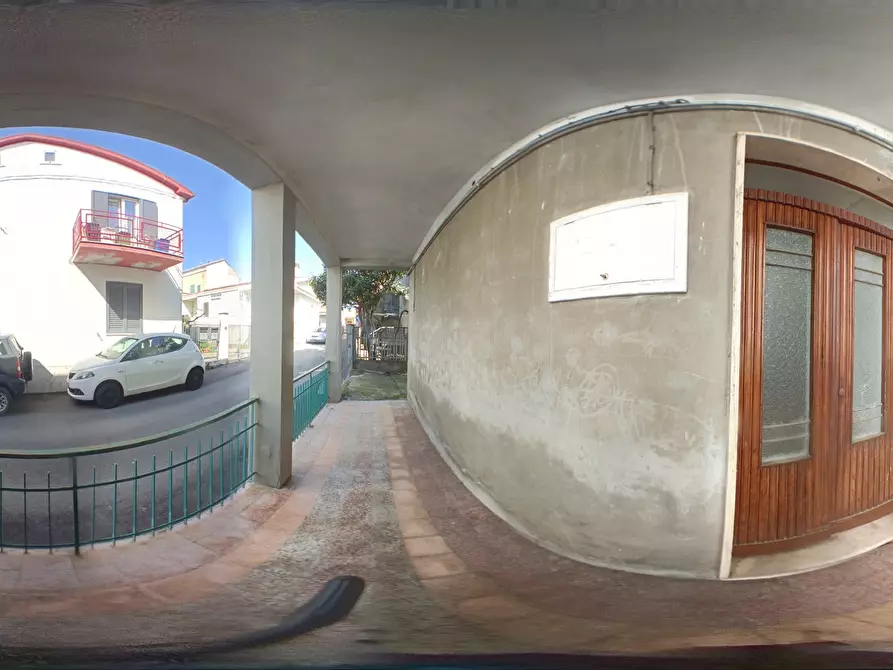 Immagine 55 di Porzione di casa in vendita  a Silvi