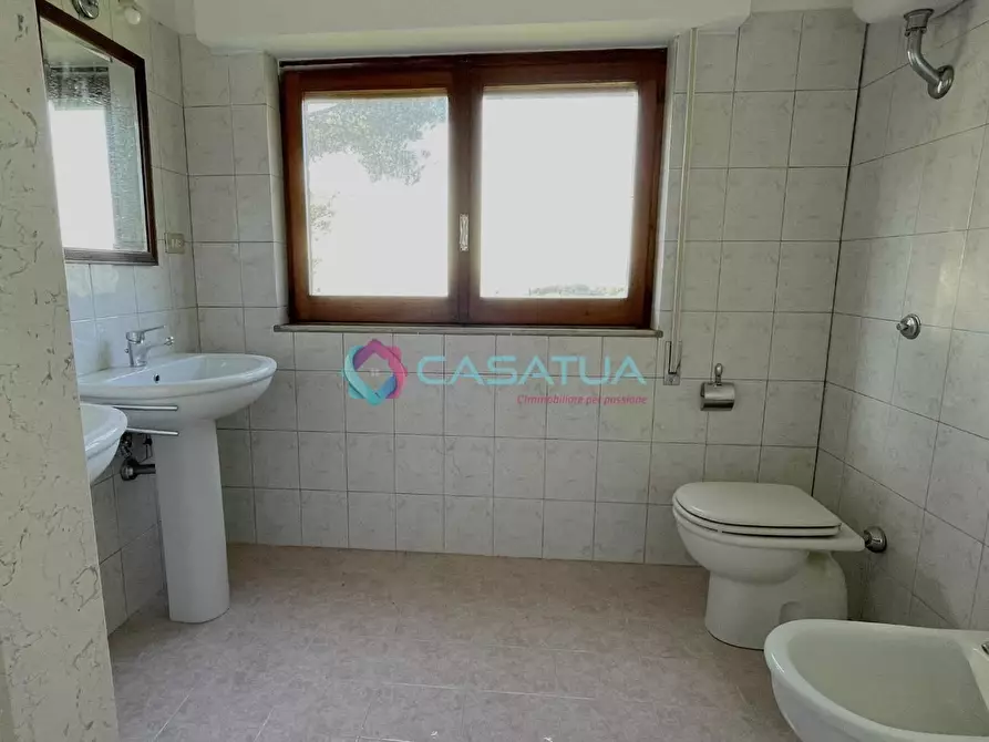 Immagine 37 di Casa indipendente in vendita  a Silvi