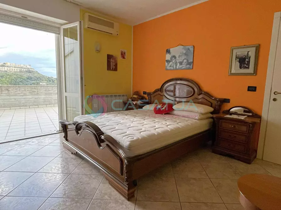 Immagine 28 di Porzione di casa in vendita  a Silvi